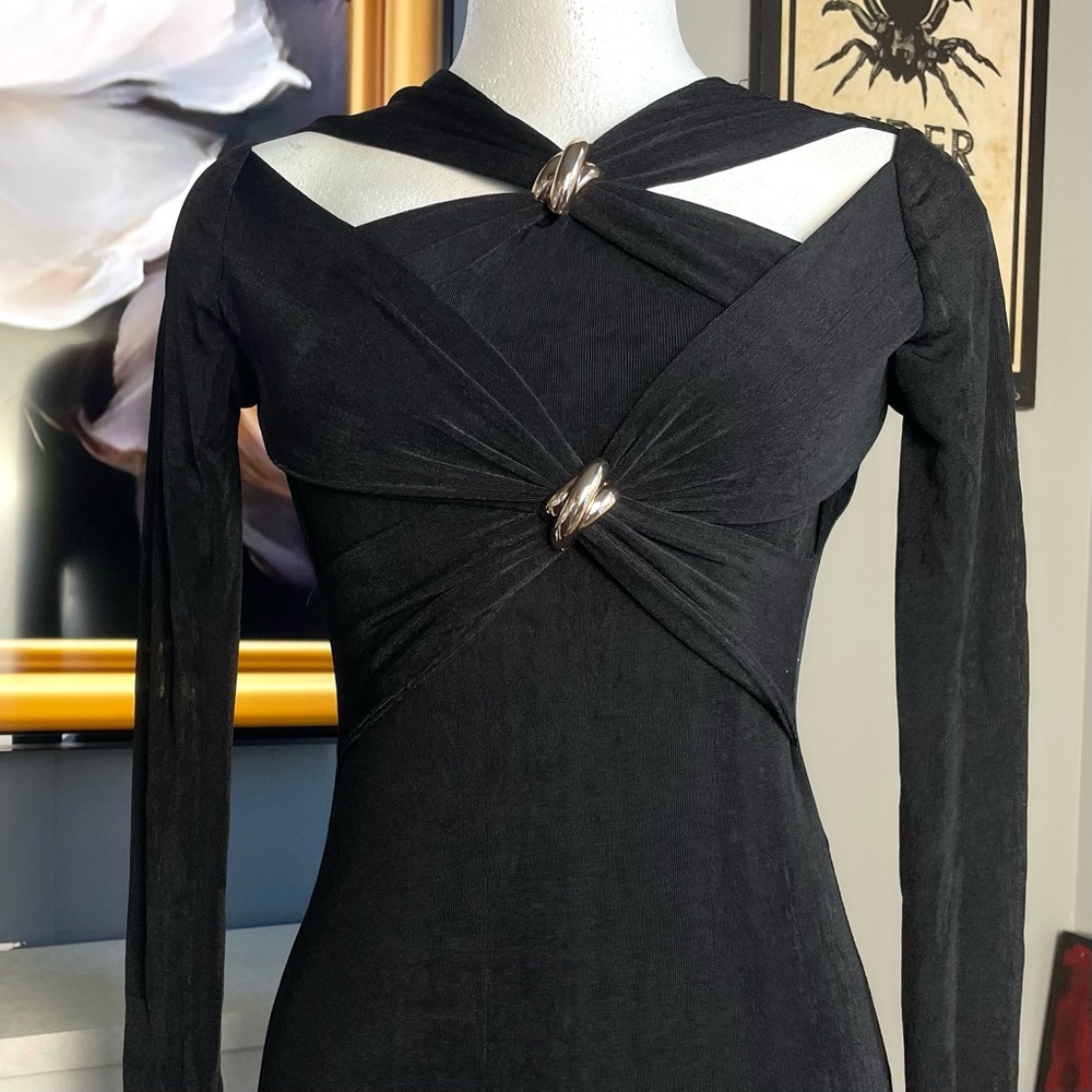 Black Gold Cuffs Maxi Dress - Picture 3 of 6
